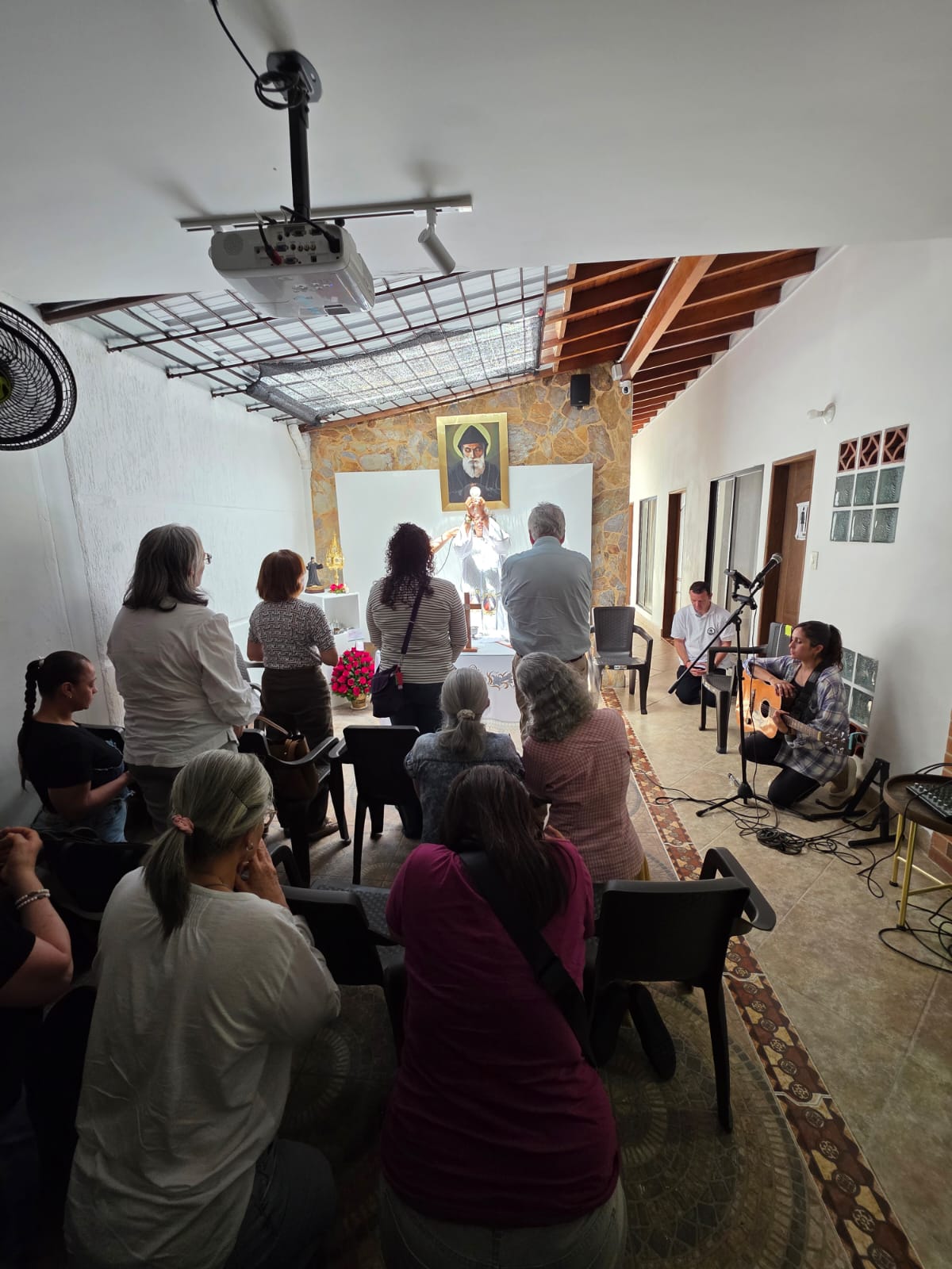 Momentos especiales y actividades en Fundación Ermita de San Charbel